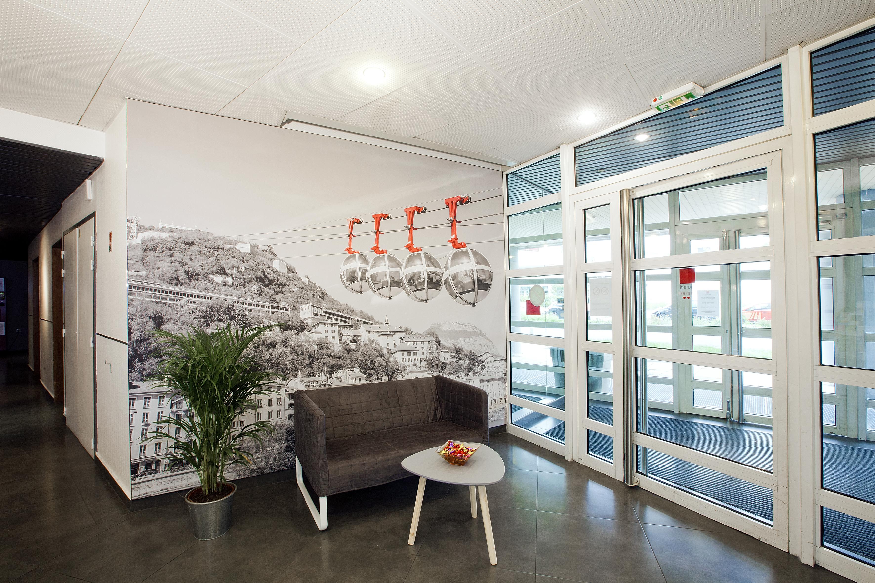 Sejours & Affaires Grenoble Marie Curie Aparthotel Exterior photo